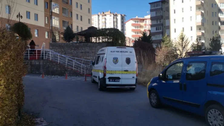 44 yaşındaki şahıs evinde ölü bulundu