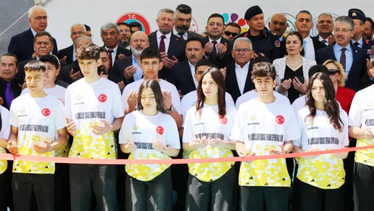 52'nci ERVA Spor Kulübü dualarla açıldı