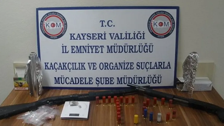 5 BİN 705 LİTRE KAÇAK AKARYAKIT ELE GEÇİRİLDİ