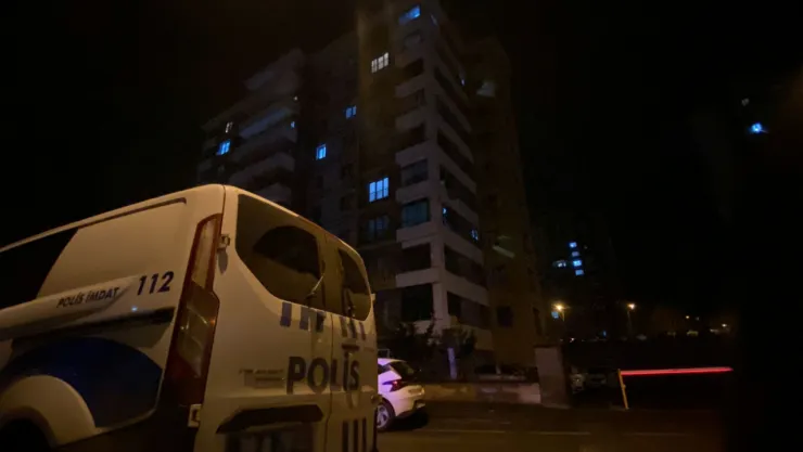 65 yaşındaki şahıs evinin balkonunda ölü bulundu