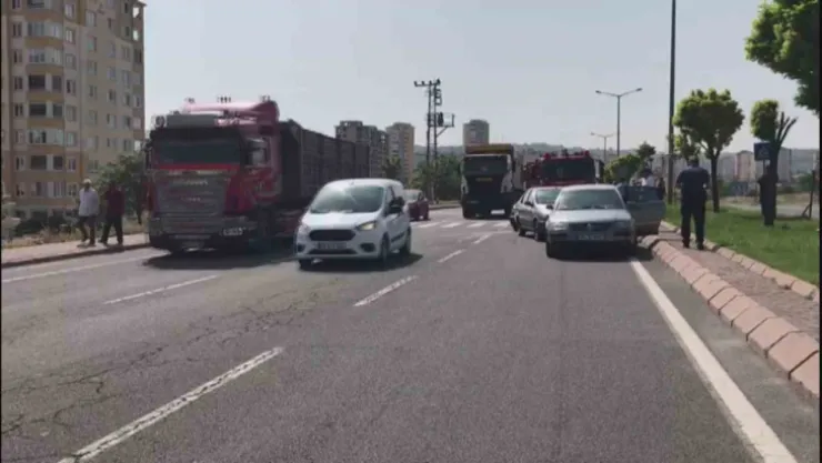 7 araç birbirine girdi: 1 yaralı