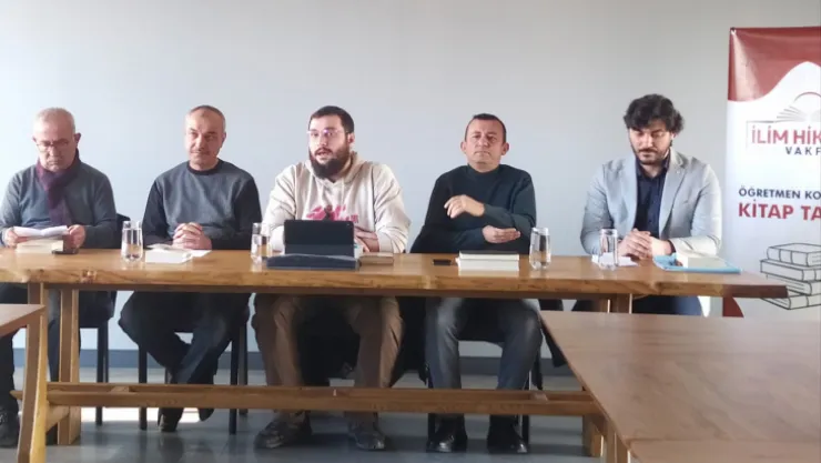 ''Abdülhamit Gerçeği'' Mostar Kitap Kahve'de anlatıldı