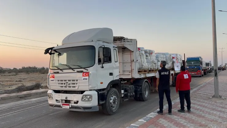 AFAD: '7 Ekim 2023'ten bu yana Gazze'ye 101 bin 725 ton insani yardım malzemesinin sevk edildi'