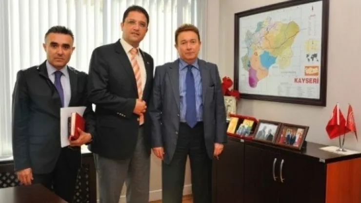 Agü Rektörü'nden, Basın İlan Kurumu'na Ziyaret