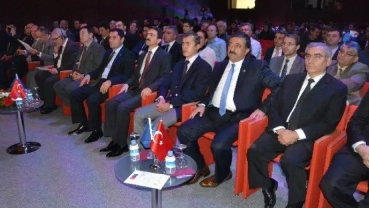 Agü'de 'mimar Sinan İzinde: Restorasyon Ve Taş İşçiliği Eğitimini Geliştirme' Projesi 