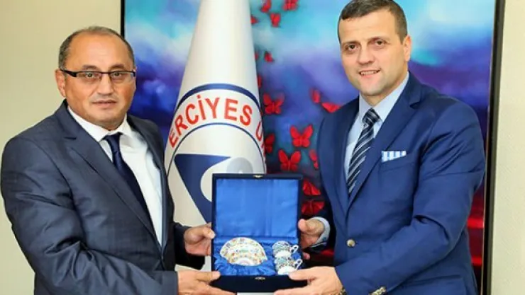 Ahmet Yesevi Üniversitesi'nden, Rektör Çakır'a ziyaret