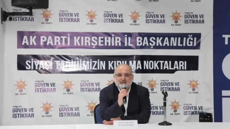 AK Parti'de 'Siyasi Tarihin Kırılma Noktaları' konferansı verildi