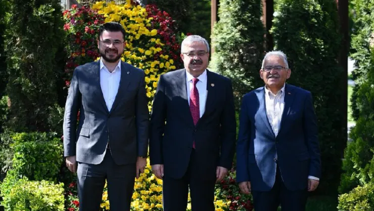 Ak Parti Kayseri Koordinatöründen Başkan Büyükkılıç'a Ziyaret