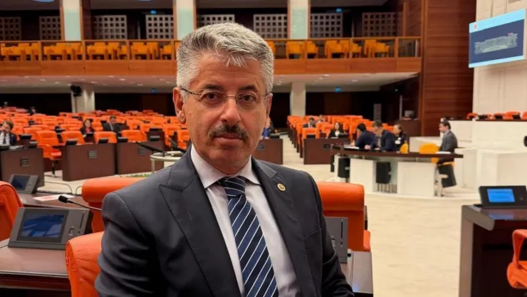 AK Parti Kayseri Milletvekili Çopuroğlu, 'Sosyal medya çıktı, siyaset bozuldu'