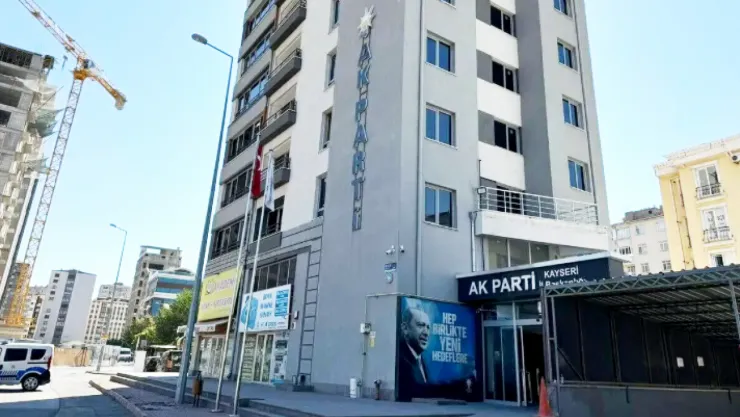 AK Parti Kayseri Teşkilatında 'Şirketleşme' iddiaları gündemi sarstı
