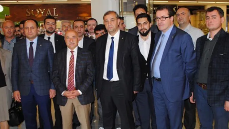 AK Parti seçim çalışmalarına devam ediyor