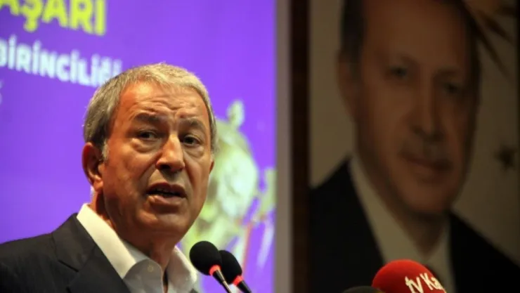 Akar: 'PKK'lı piçlerle bizi durdurmaya çalışıyorlar'