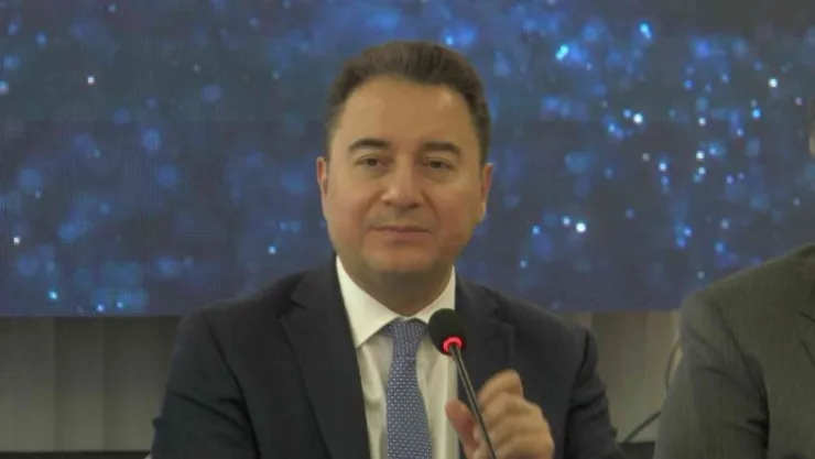 Ali Babacan: 'Abdullah Gül ile sürekli görüşürüz ama seçim planımız yok'