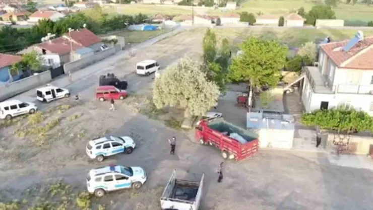Aranan şahıslara operasyon: 14 gözaltı