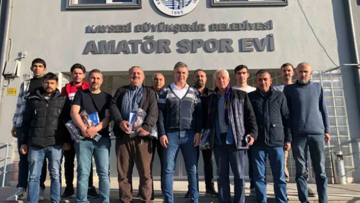 ASKF'den amatörlere malzeme yardımı
