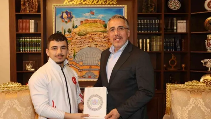 Avrupa rekoruna altınlı teşekkür