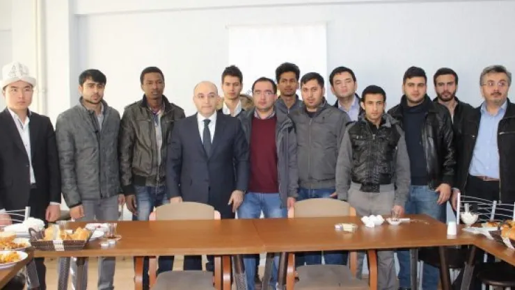 Ayhan Oğan'dan Kuder'e ziyaret