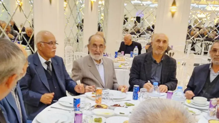 Ayşe Böhürler, Milli Görüş duayenleriyle bir araya geldi