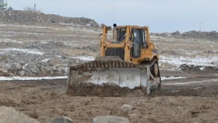 Melikgazi  Yeni  Yol Açıyor 