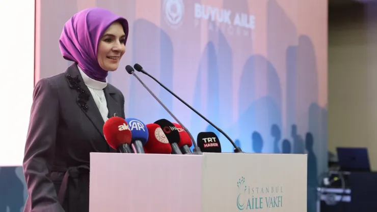 Bakan Göktaş, '15 yaş altına yönelik sosyal medya düzenlemesini hayata geçireceğiz'