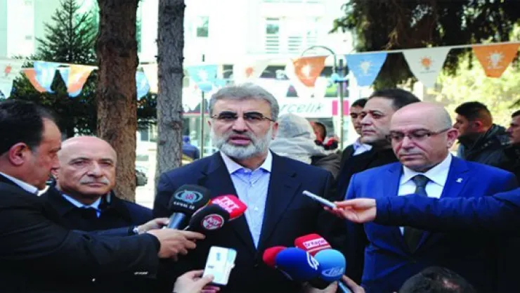 BAKAN YILDIZ: 'HAM PETROL FİYATLARINDA KIRILMALAR OLABİLİR'