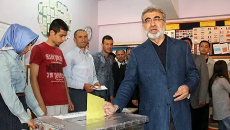 Bakan Yıldız oyunu kullandı