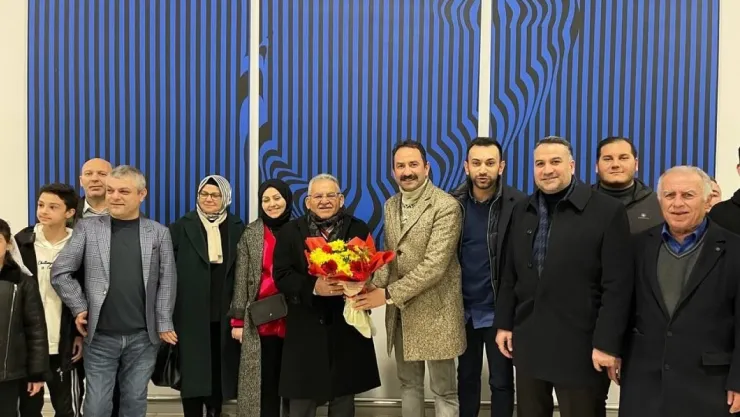 Başkan Büyükkılıç, İstanbul'da Kayserililer tarafından karşılandı