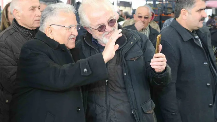 Pazarcı esnafından Memduh Başkan'a büyük ilgi