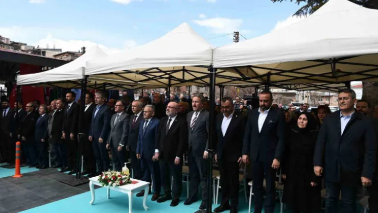 Başkan Büyükkılıç, 10'uncu kütüphaneyi açtı, yeni kütüphanelerin müjdesini verdi