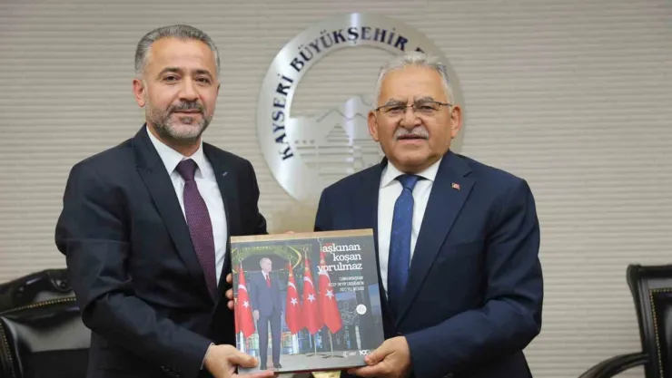 Başkan Büyükkılıç'a ziyaretçi yoğunluğu sürüyor