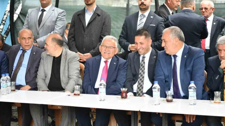 Başkan Büyükkılıç, Kayseri Ülkü Ocakları'nın düzenlediği Bayramlaşma Töreni'ne katıldı
