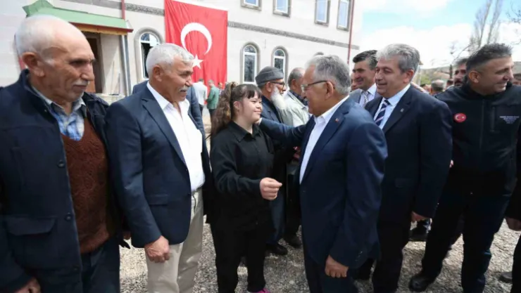 Başkan Büyükkılıç Sarıoğlan Muratbeyli'de Cami açılışına katıldı