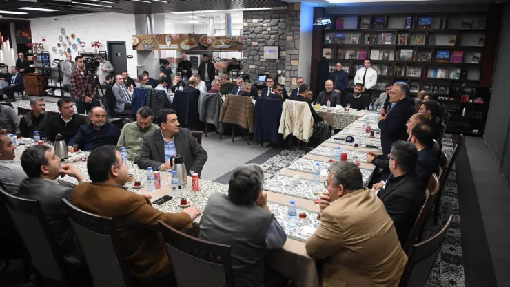 Başkan Büyükkılıç'tan Bilişim Sektörü ile 'Akıllı Şehir' İstişaresi