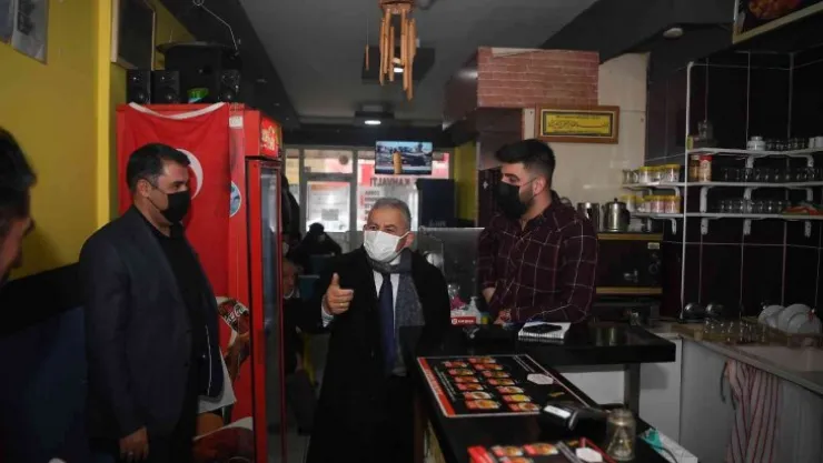 Başkan Büyükkılıç'tan Hunat esnafına ziyaret