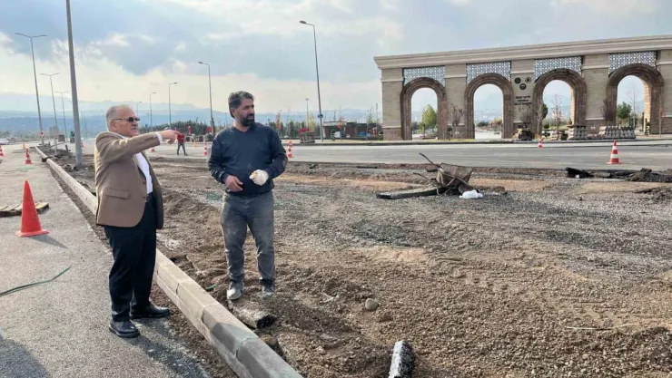 Başkan Büyükkılıç'tan Talas Bulvarı'nda Trafik Çözümü İçin Yerinde İnceleme