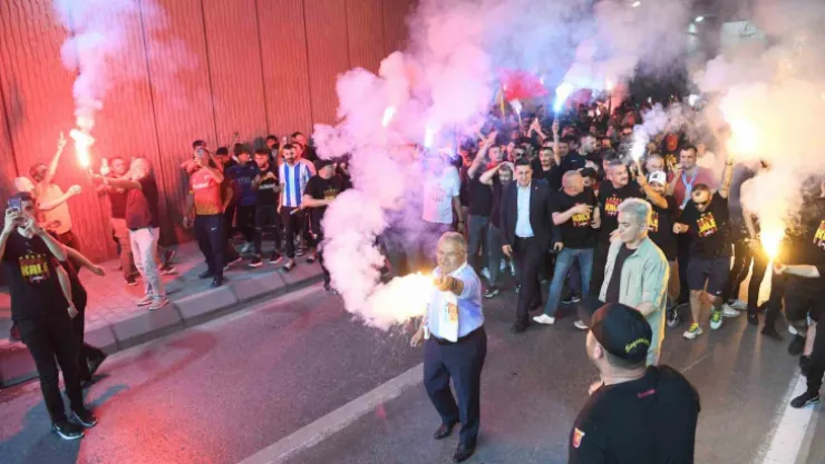 Başkan Büyükkılıç'tan Yeni Sezonda Kayserispor'a Tam Destek