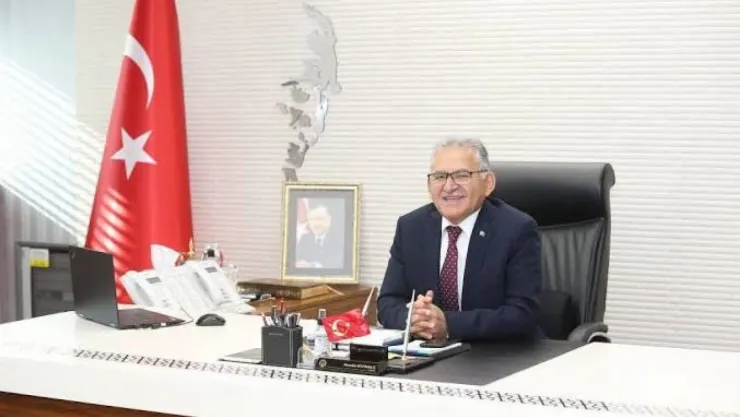 Başkan Büyükkılıç'tan Zafer Bayramı Mesajı