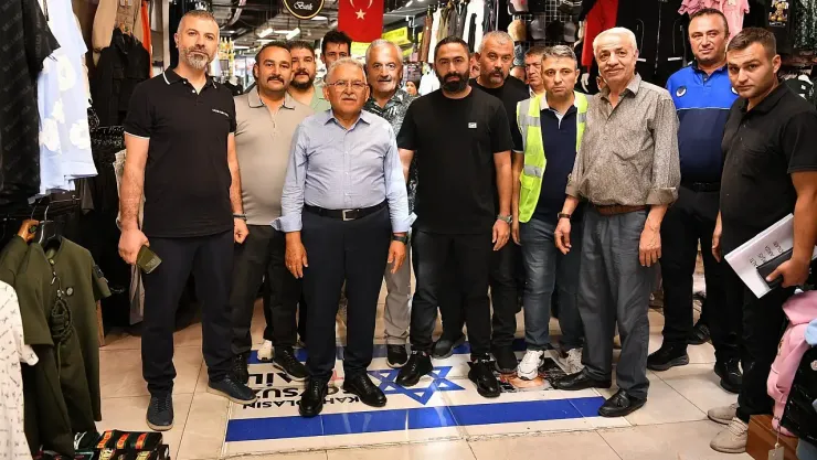 Başkan Büyükkılıç'tan Zulüm ve İşgallere Sert Tepki: 'Bazı Bayraklar Paçavraya Dönüştü'