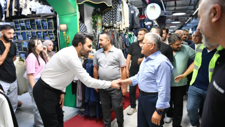 Başkan Büyükkılıç, Yeraltı Çarşısı Esnafını Ziyaret Etti