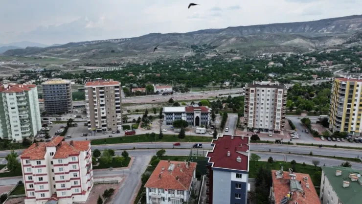 Başkan Çolakbayrakdar: 'Kayserimizin en eşsiz kütüphanesi gençlerimize armağan olsun'