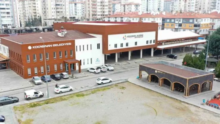 Başkan Çolakbayrakdar, 'Şehrin kimliğine yakışır örnek şadırvanlar yapıyoruz'