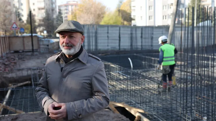 Başkan Çolakbayrakdar, 'Erciyesevler'de aile sağlığı merkezimizin inşaatına başladık'