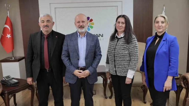 Başkan Çolakbayrakdar, muhtarlarla bir araya geldi