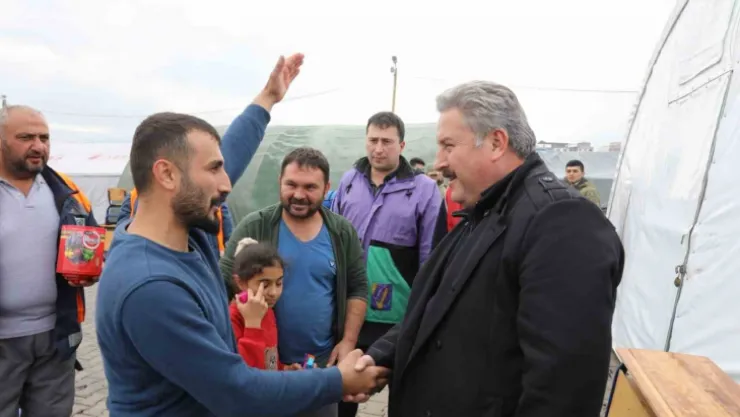 Başkan Palancıoğlu, Çadırkent'i ziyaret etti