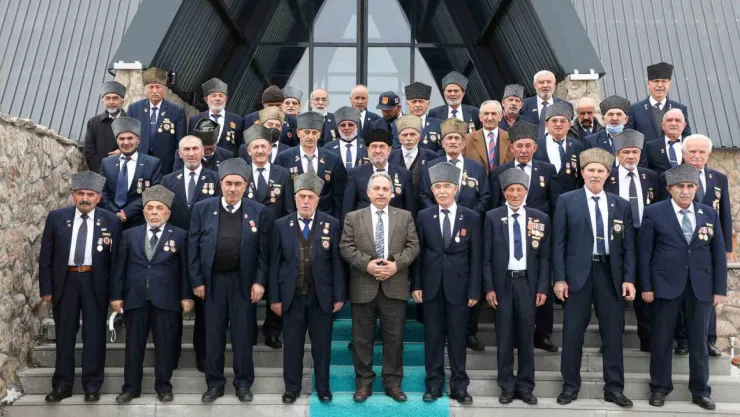 Başkan Yalçın: 'Bu cennet vatan bizlere şehitlerimizin ve gazilerimizin emanetidir'