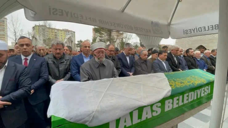 Başkan Yalçın'ın vefat eden annesi defnedildi