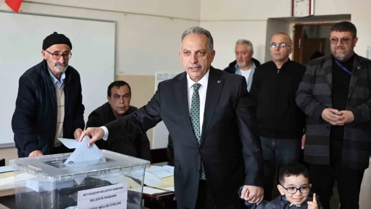 Başkan Yalçın oyunu kullandı