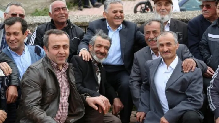 Başkan Büyükkılıç, Küçük Bürüngüz halkı İle kucaklaştı…