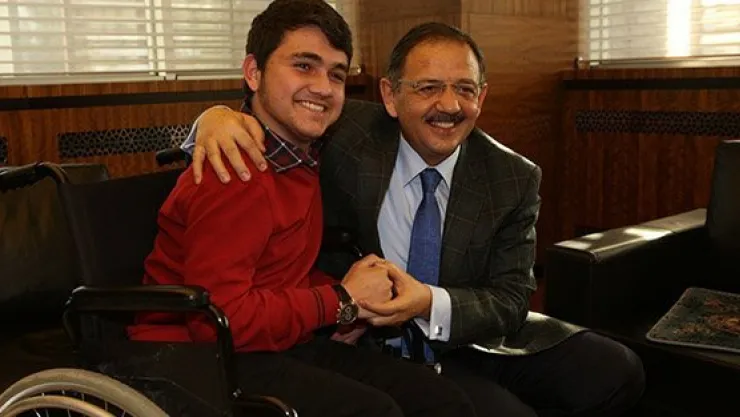 BAŞKAN ÖZHASEKİ, HÜSEYİN'E SAHİP ÇIKTI