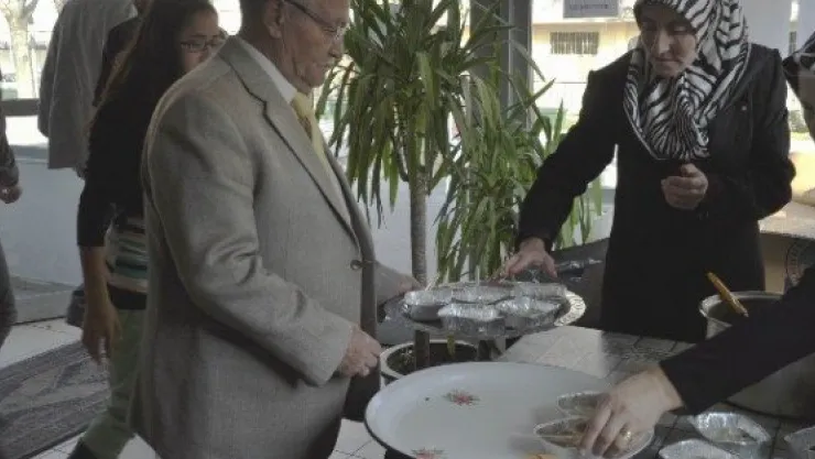 Bedensel Engelliler Derneği Aşure Gününde Buluştu 